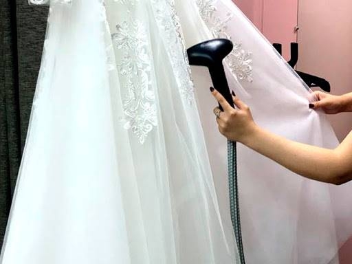 Nettoyage de tenue de mariage à Moutiers, Moutiers, Pressing Eco Blanc